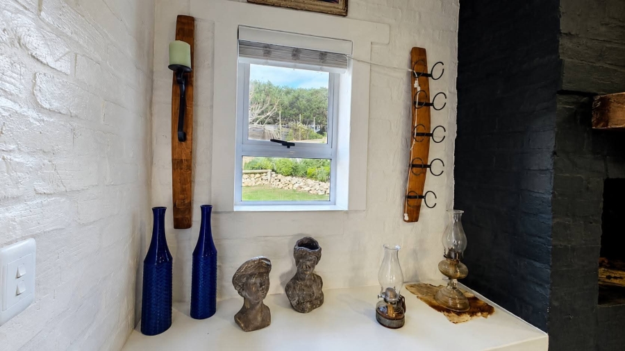 6 Bedroom Property for Sale in Stilbaai Wes Western Cape